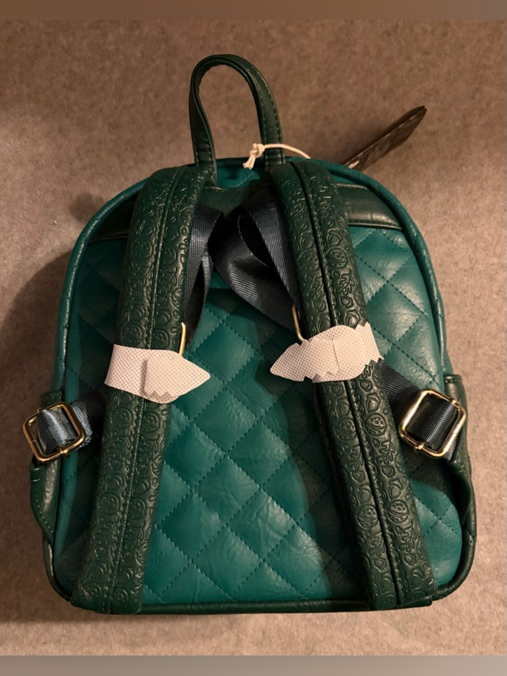 Loungefly Disney Chip & Dale Quilted Rescue Ranger Backpack & Wallet - Picture 3 of 10